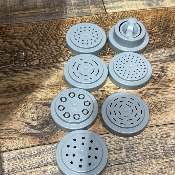 Emeril Lagasse Pasta 2-in-1 Pasta Maker Juicer LED Display PM-01 W Accessories - Picture 3 of 11